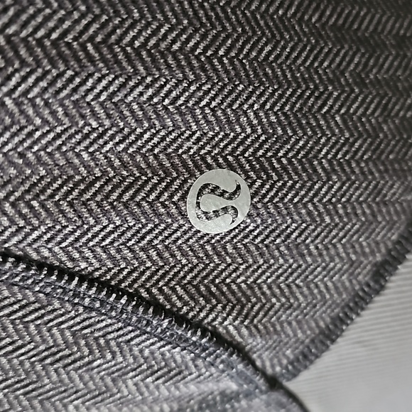 380. Lululemon Daily Practice Jacket - Picture 8 of 12